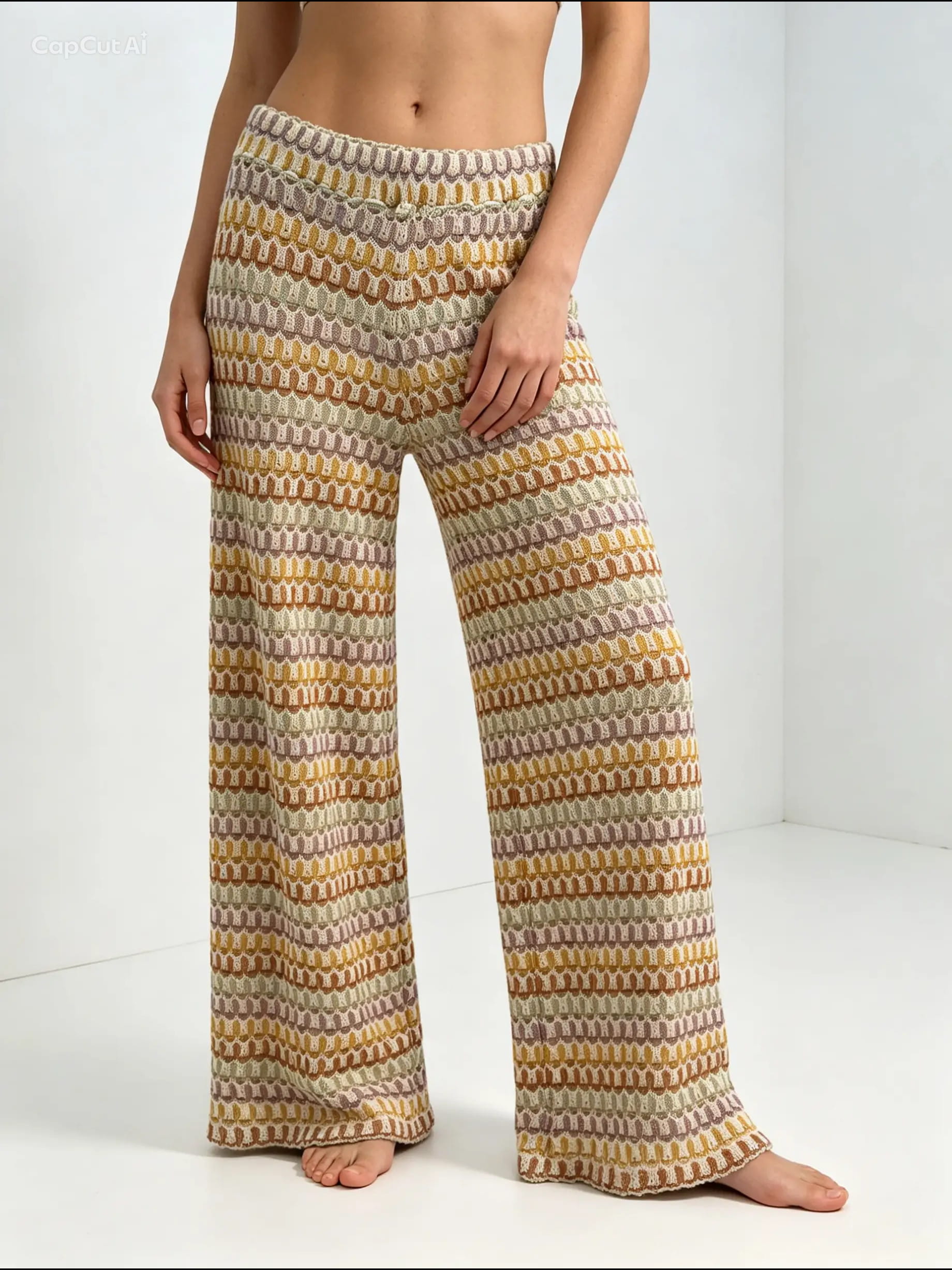 Desenli Astarlı Crocket Motif Pantolon
